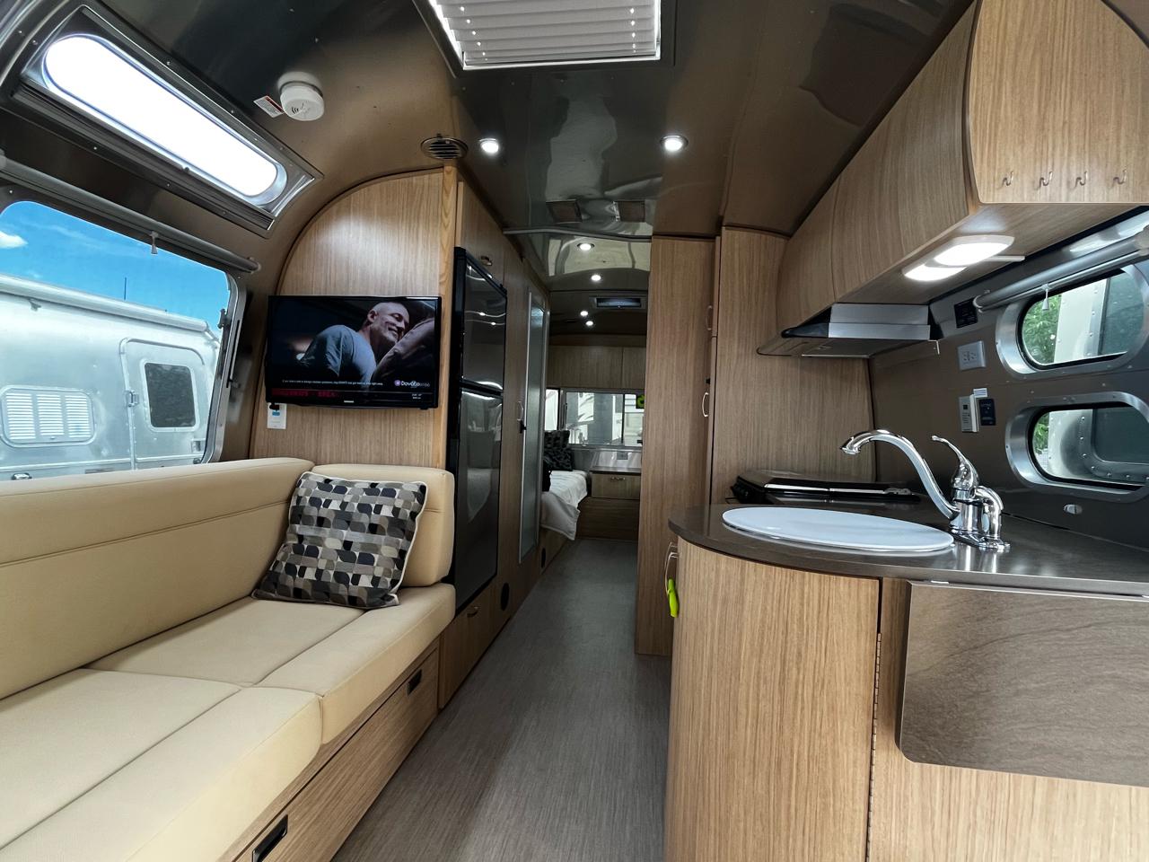 Airstream Flying Cloud  2019