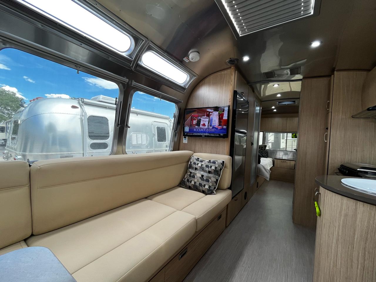 Airstream Flying Cloud  2019