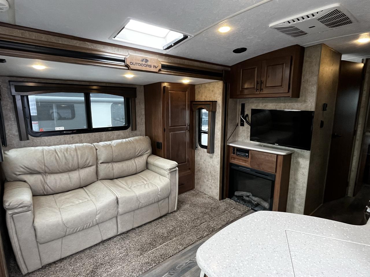 Outdoors RV Timber Ridge  2024