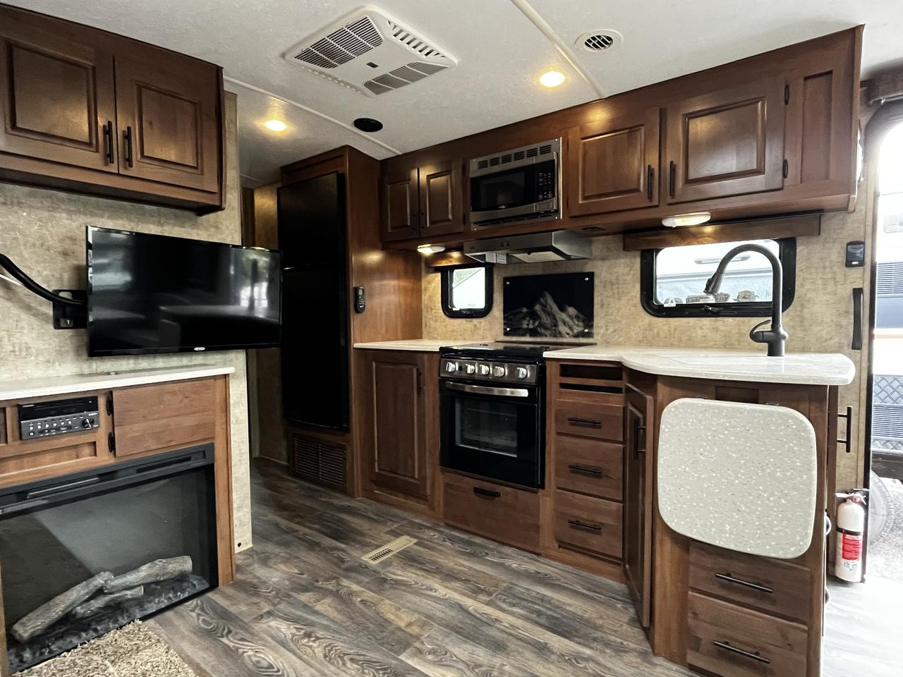 Outdoors RV Timber Ridge  2024