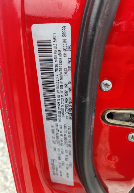 RAM 3500 Tradesman Crew Cab 4WD DRW 2017