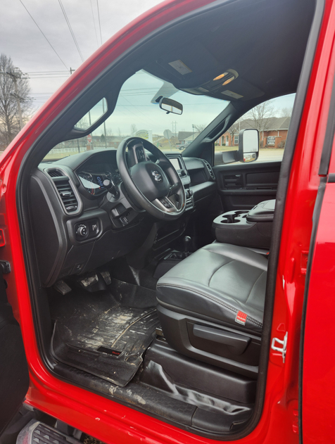 RAM 3500 Tradesman Crew Cab 4WD DRW 2022