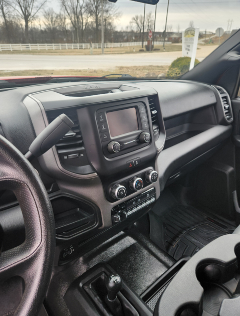 RAM 3500 Tradesman Crew Cab 4WD DRW 2022