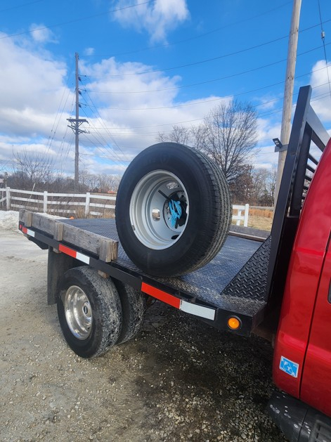 Ford F-350 SD XLT Crew Cab Long Bed DRW 4WD 2012