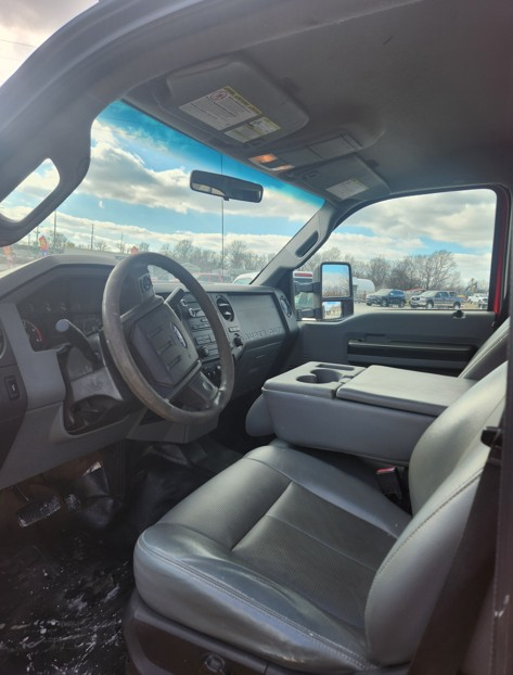 Ford F-350 SD XLT Crew Cab Long Bed DRW 4WD 2012