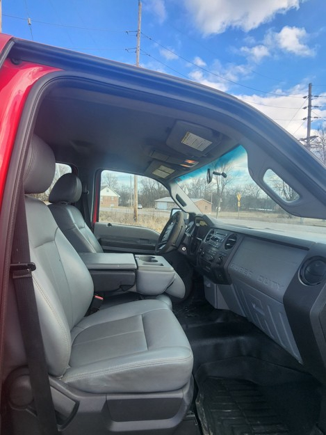 Ford F-350 SD XLT Crew Cab Long Bed DRW 4WD 2012