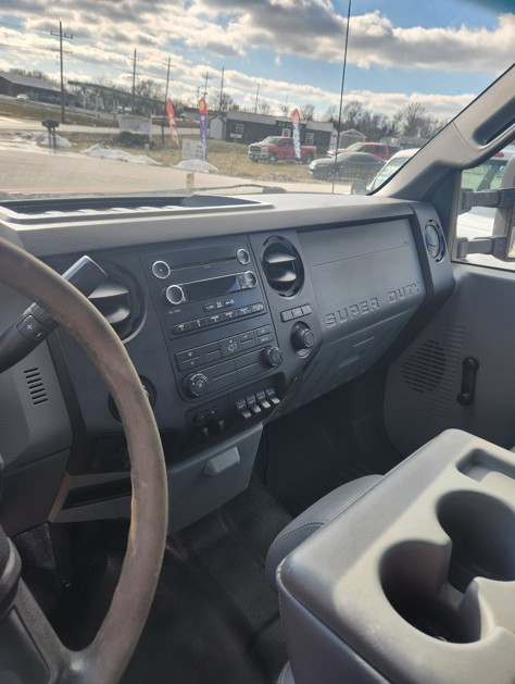 Ford F-350 SD XLT Crew Cab Long Bed DRW 4WD 2012