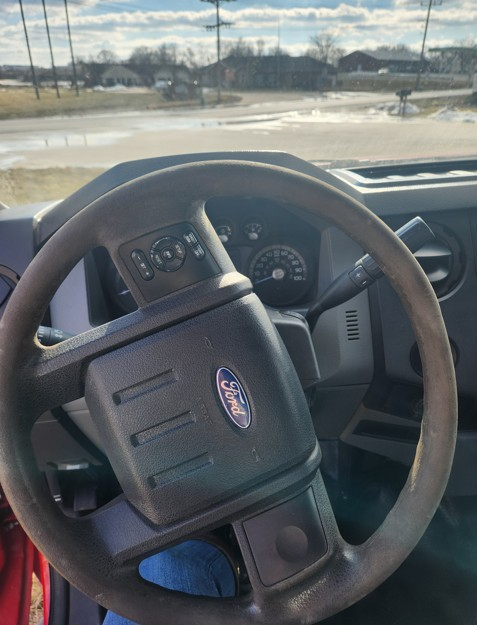 Ford F-350 SD XLT Crew Cab Long Bed DRW 4WD 2012