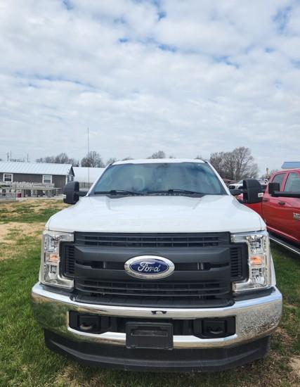 Ford F-250 SD XL Crew Cab 4WD 2019