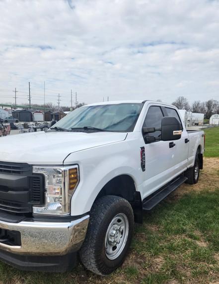 Ford F-250 SD XL Crew Cab 4WD 2019