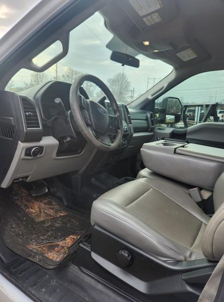 Ford F-250 SD XL Crew Cab 4WD 2019