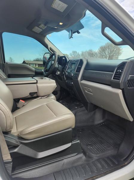Ford F-250 SD XL Crew Cab 4WD 2019