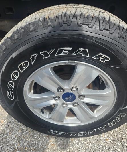 Ford F-150 XL SuperCrew 5.5-ft. Bed 4WD 2019