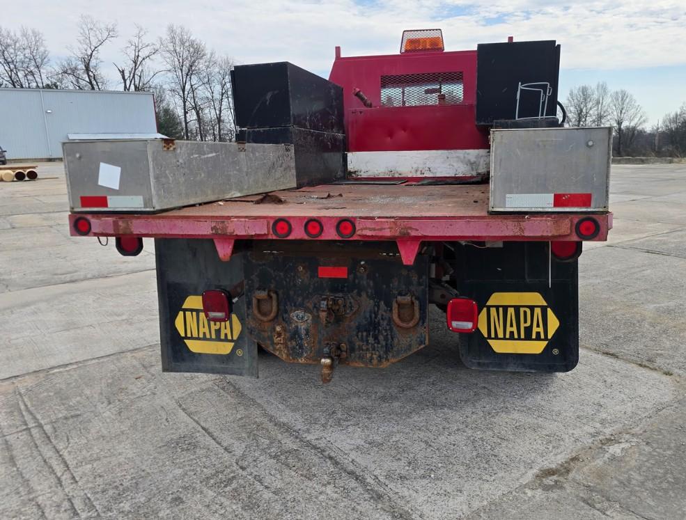 Ford F-650 Regular Cab 2WD DRW 2000