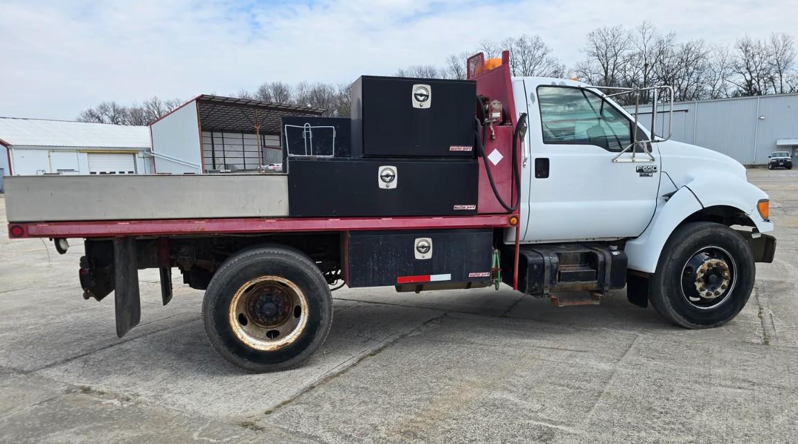 Ford F-650 Regular Cab 2WD DRW 2000