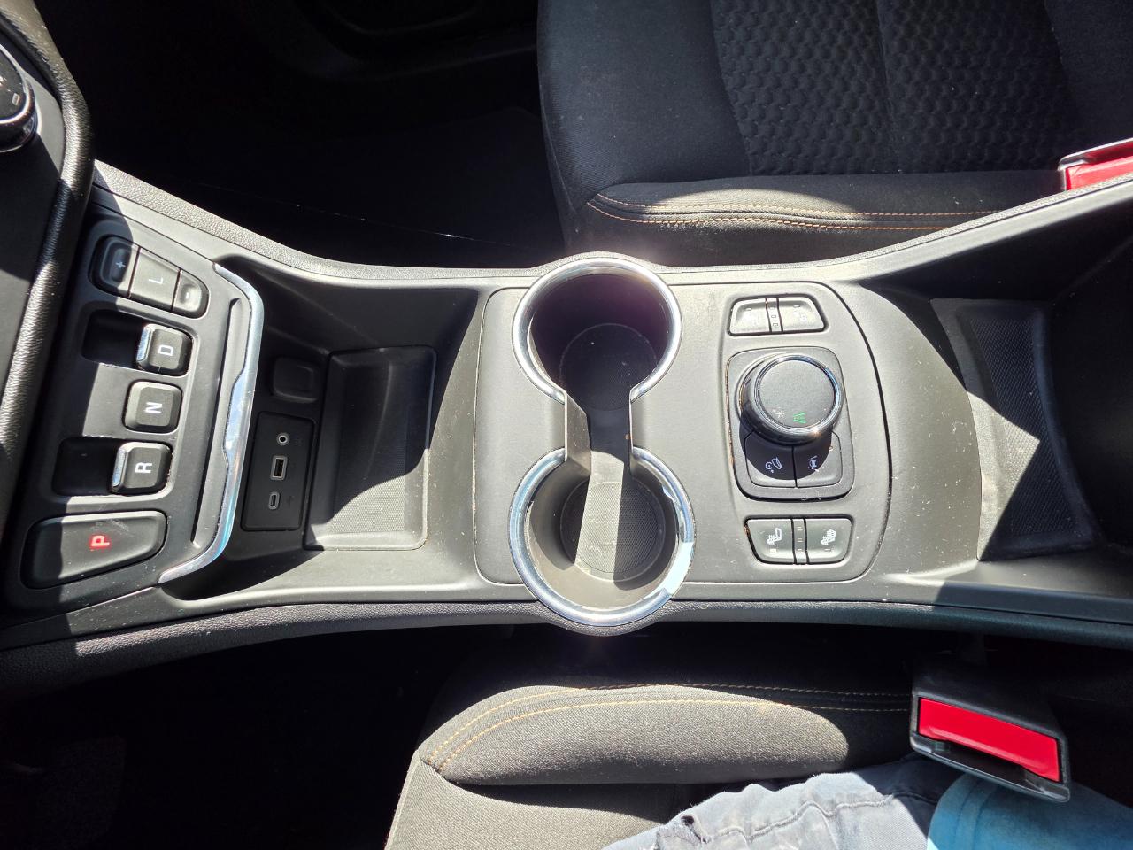 2020 GMC Terrain SLE - Photo 9