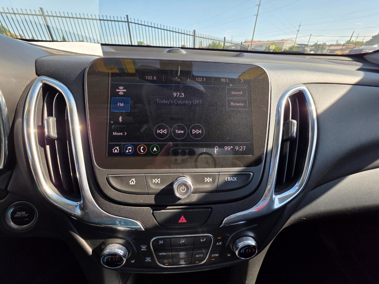 2020 Chevrolet Equinox LT - Photo 9