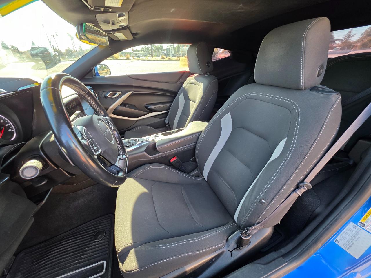 2018 Chevrolet Camaro 1LT - Photo 6