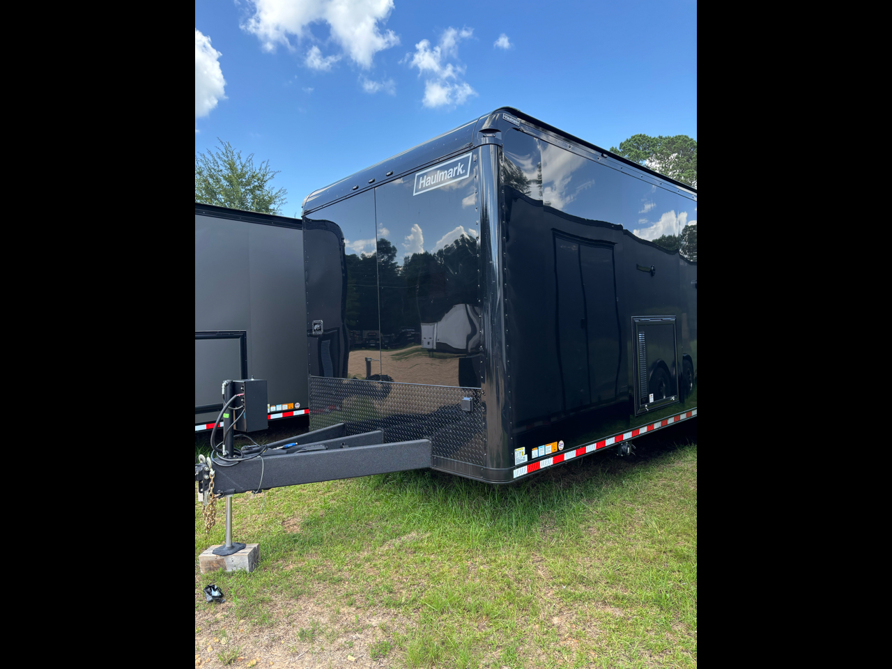 2026 Haulmark Edge bathroom -loaded race -blk out-a/c