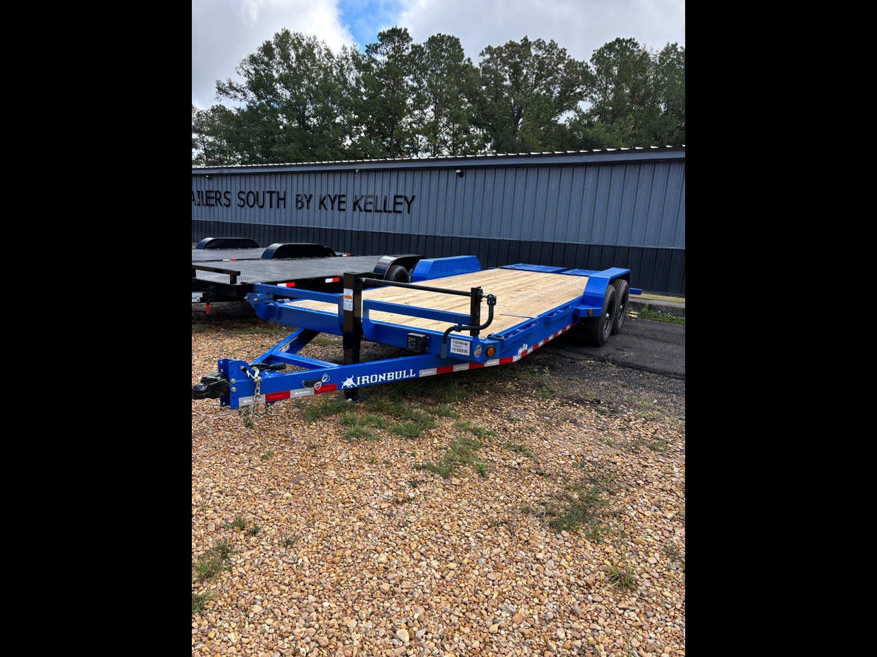 2026 Iron Bull ETB8320072 20' EQUIPMENT/CAR HAULER 14K GVWR