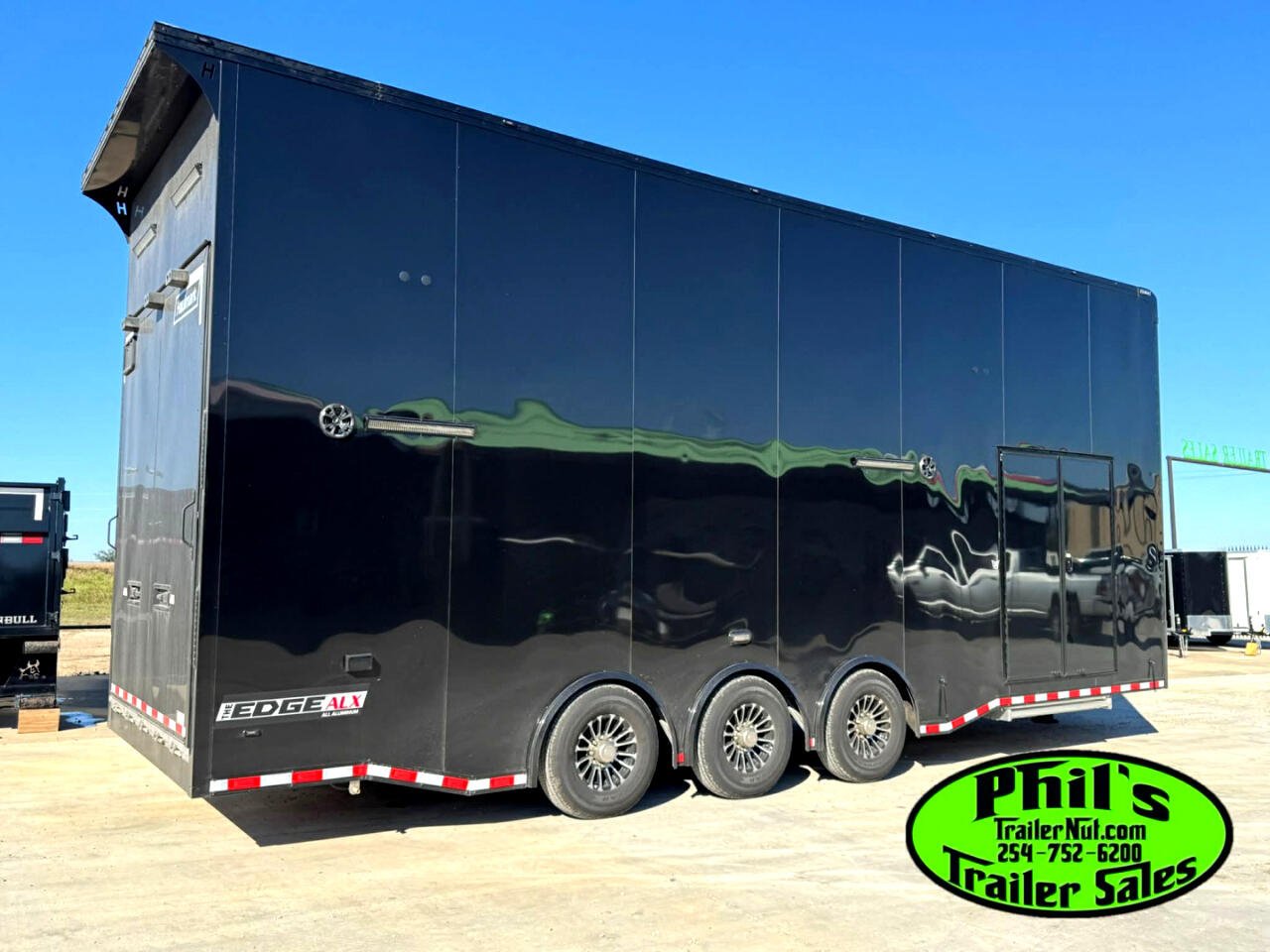 2026 Haulmark Edge ALX Stacker 8.5X28 ALL ALUMINUM STACKER RACE TRAILER BLACKOUT
