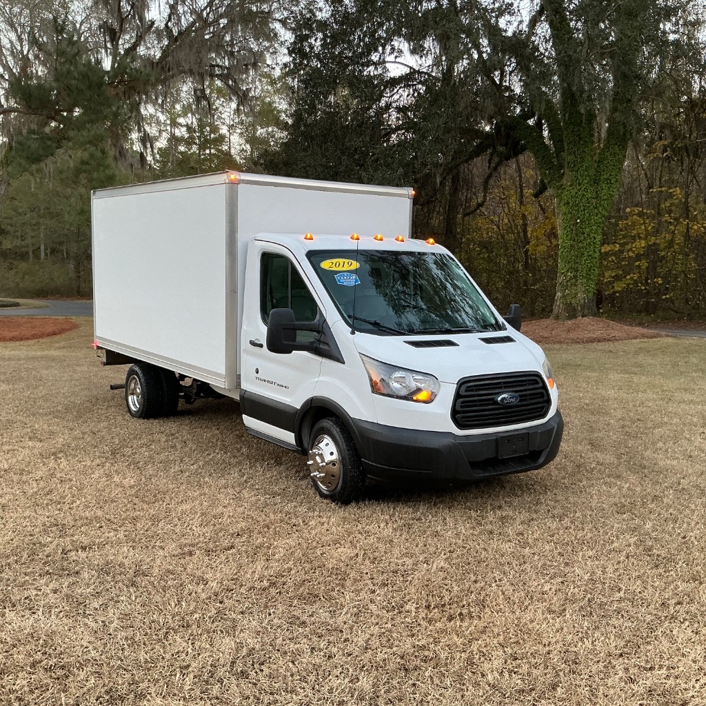 2019 Ford Transit Chassis Cab Base's photo