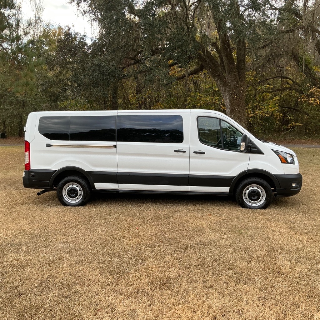 Ford Transit 350 Wagon Low Roof XL w/Sliding Pass. 148-in. WB 2020