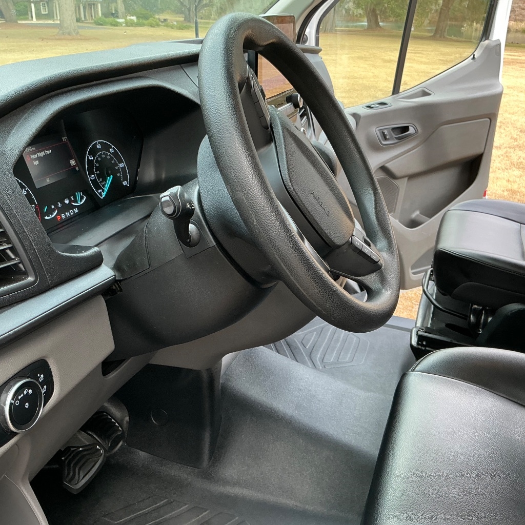 Ford Transit 350 Wagon Low Roof XL w/Sliding Pass. 148-in. WB 2020