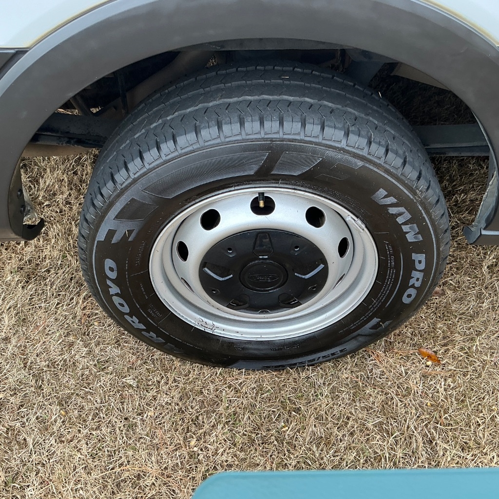 Ford Transit 350 Wagon Low Roof XL w/Sliding Pass. 148-in. WB 2020