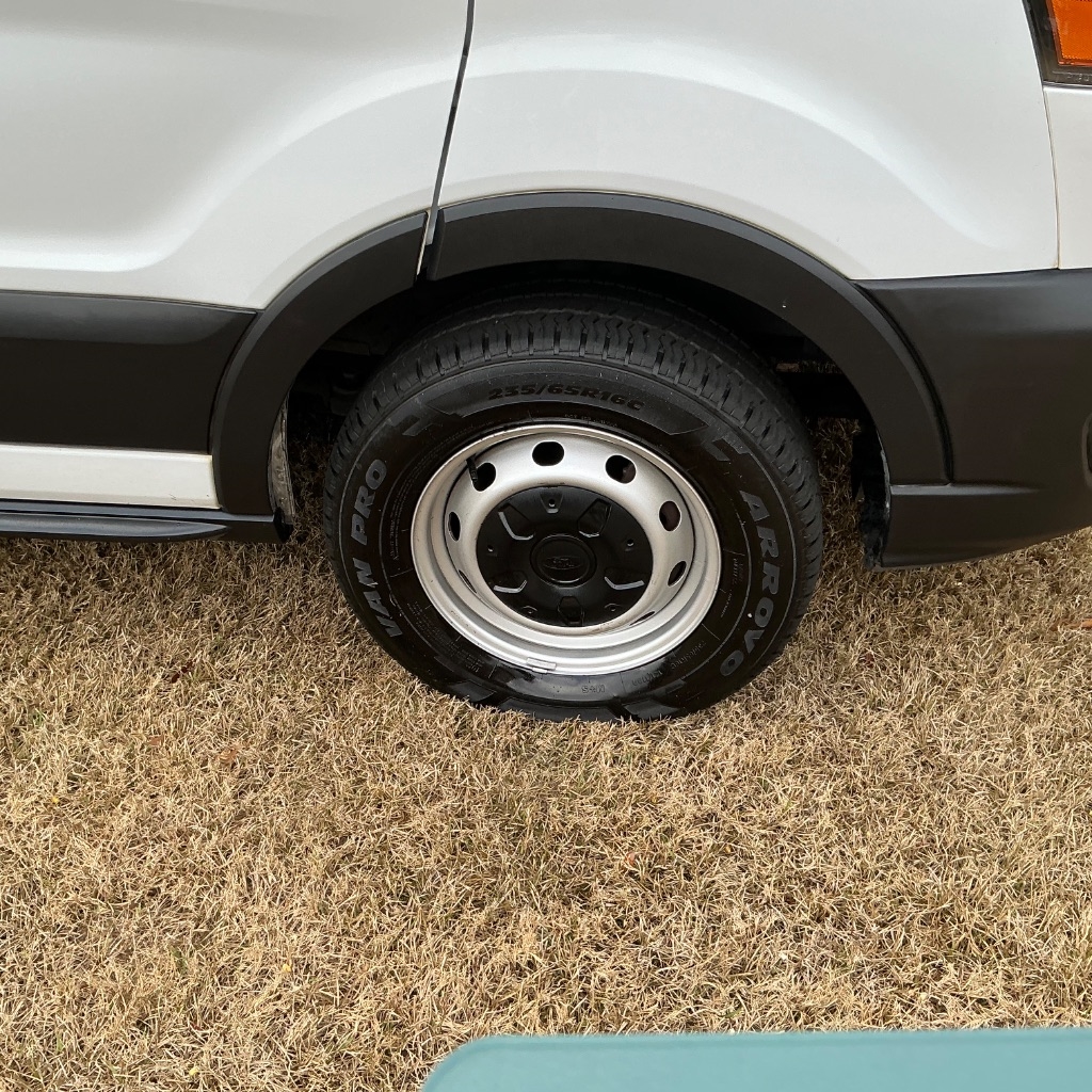 Ford Transit 350 Wagon Low Roof XL w/Sliding Pass. 148-in. WB 2020