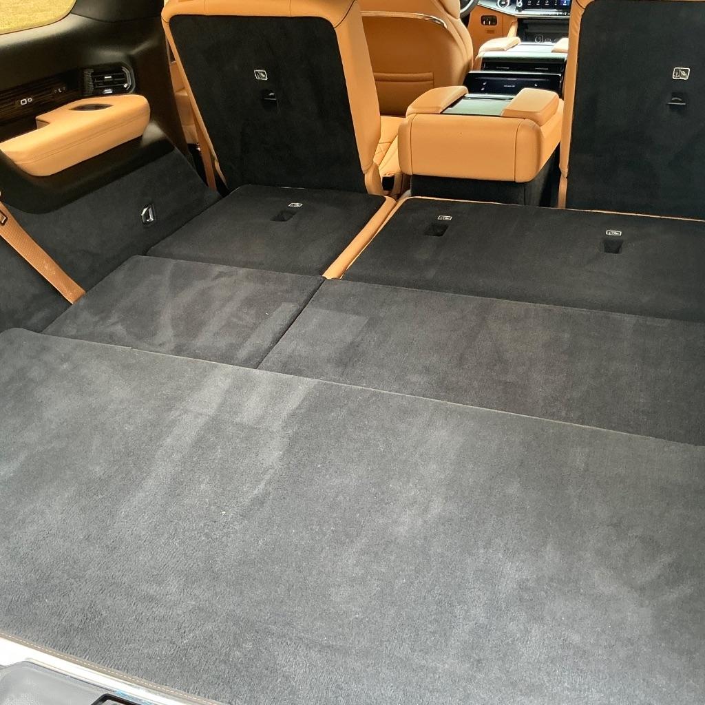 Jeep Grand Wagoneer Series III 4WD 2024