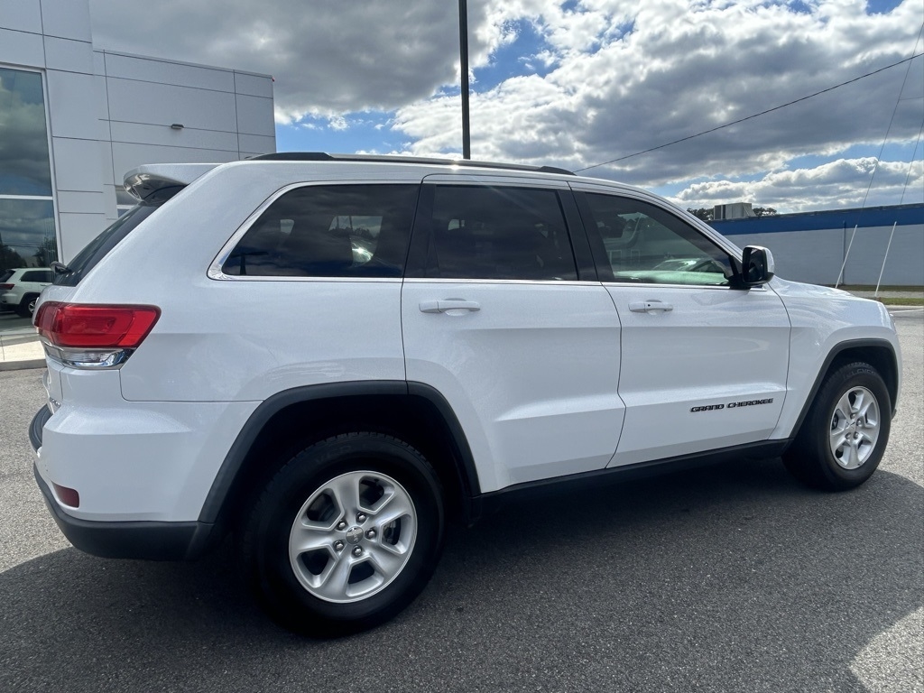 Jeep Grand Cherokee Laredo 2WD 2017 Jeep Grand Cherokee Laredo 2WD 2017