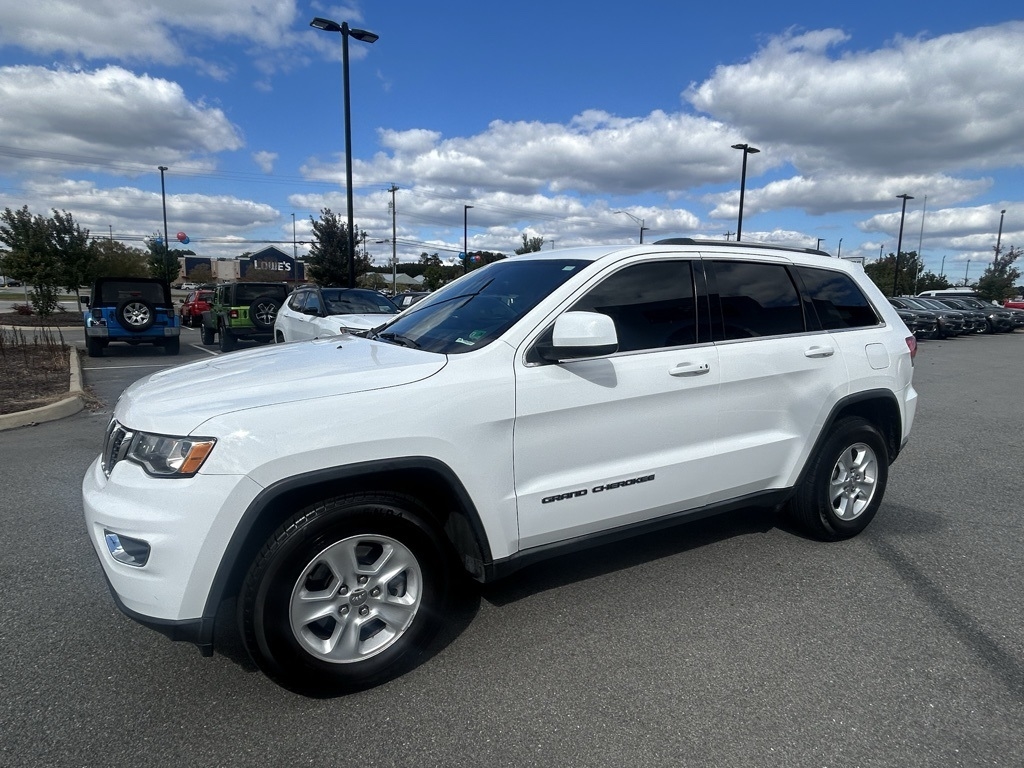 Jeep Grand Cherokee Laredo 2WD 2017 Jeep Grand Cherokee Laredo 2WD 2017