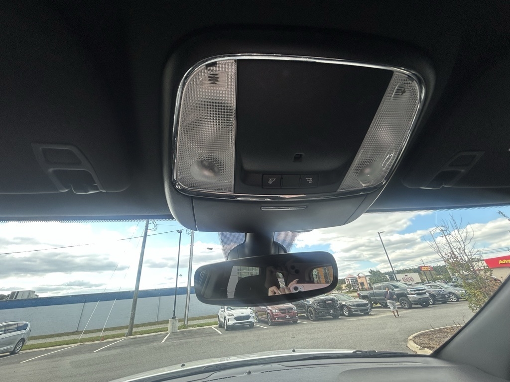 Jeep Grand Cherokee Laredo 2WD 2017 Jeep Grand Cherokee Laredo 2WD 2017