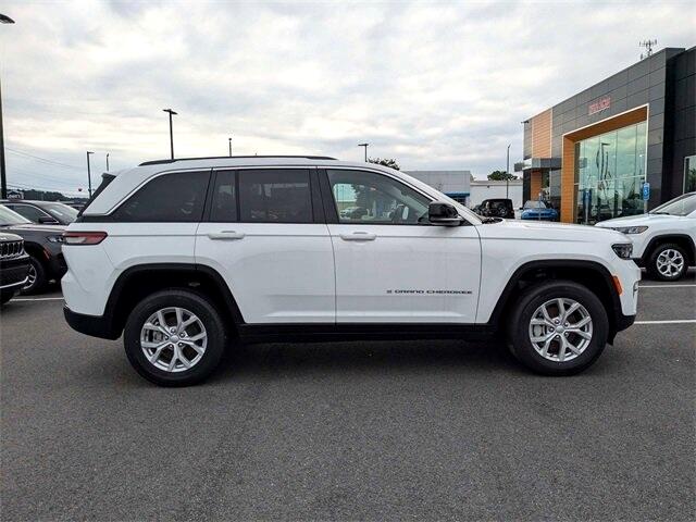 Jeep Grand Cherokee Limited 2WD 2023 Jeep Grand Cherokee Limited 2WD 2023