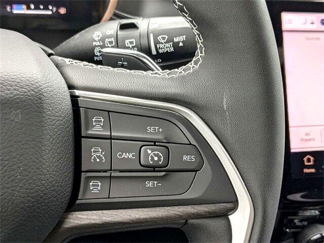 Jeep Grand Cherokee Limited 2WD 2023 Jeep Grand Cherokee Limited 2WD 2023