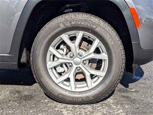 Jeep Grand Cherokee Limited 2WD 2023 Jeep Grand Cherokee Limited 2WD 2023