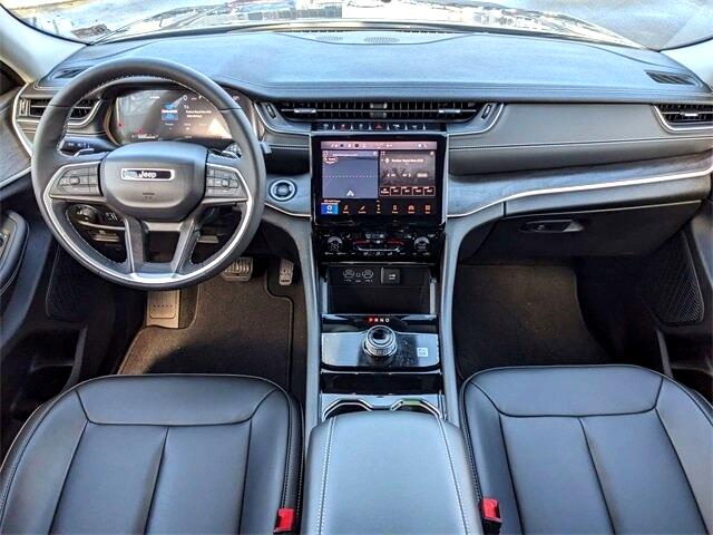 Jeep Grand Cherokee Limited 2WD 2023 Jeep Grand Cherokee Limited 2WD 2023