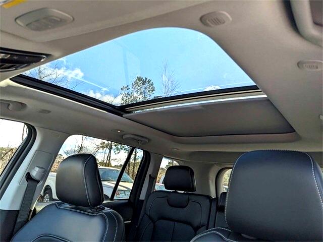 Jeep Grand Cherokee Limited 2WD 2023 Jeep Grand Cherokee Limited 2WD 2023