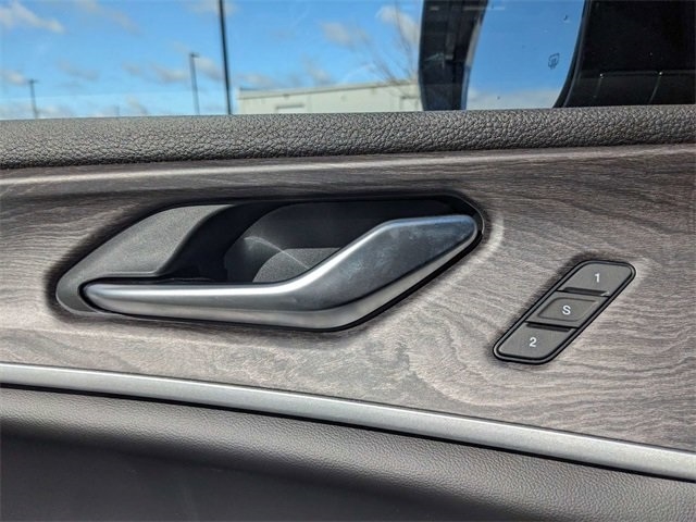 Jeep Grand Cherokee Limited 2WD 2023 Jeep Grand Cherokee Limited 2WD 2023