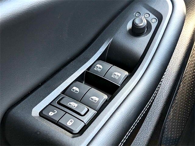 Jeep Grand Cherokee Limited 2WD 2023 Jeep Grand Cherokee Limited 2WD 2023