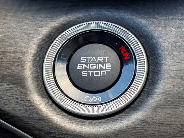 Jeep Grand Cherokee Limited 2WD 2023 Jeep Grand Cherokee Limited 2WD 2023