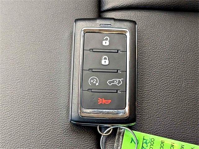 Jeep Grand Cherokee Limited 2WD 2023 Jeep Grand Cherokee Limited 2WD 2023