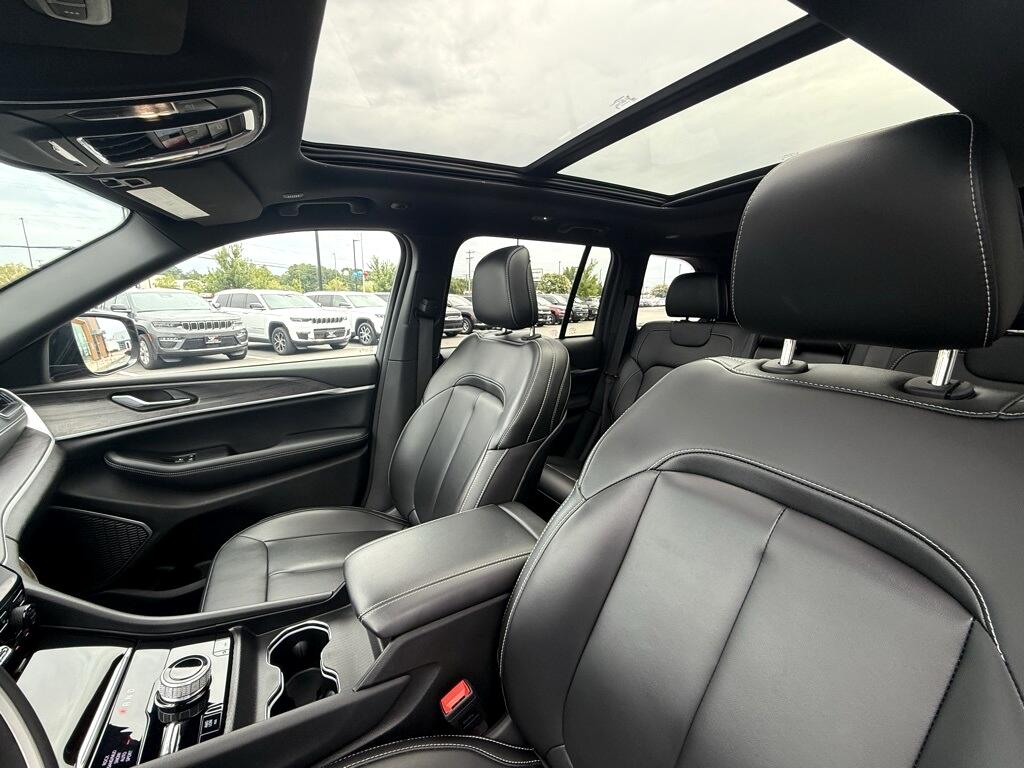 Jeep Grand Cherokee 4xe Base 2024 Jeep Grand Cherokee 4xe Base 2024