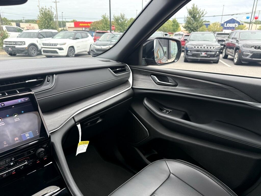 Jeep Grand Cherokee 4xe Base 2024 Jeep Grand Cherokee 4xe Base 2024