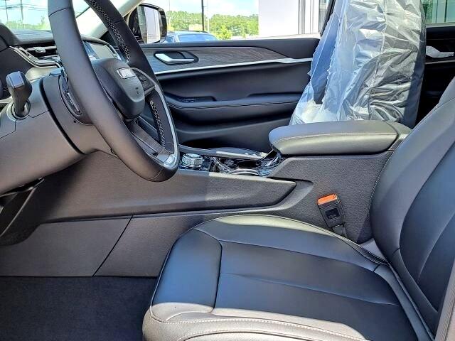 Jeep Grand Cherokee L Limited 2WD 2023 Jeep Grand Cherokee L Limited 2WD 2023