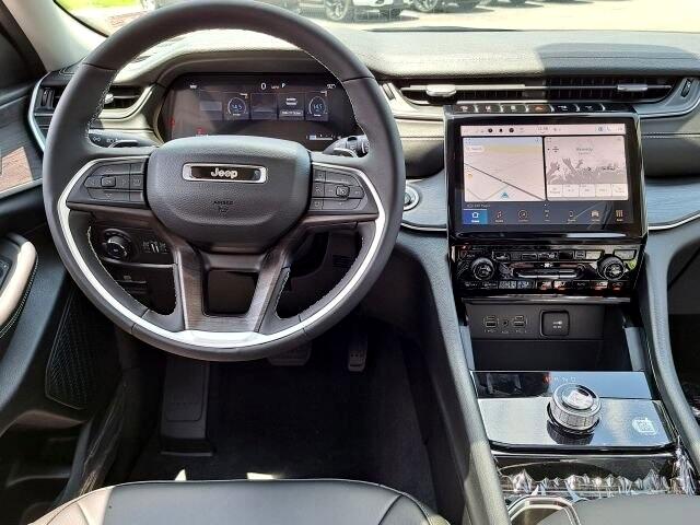 Jeep Grand Cherokee L Limited 2WD 2023 Jeep Grand Cherokee L Limited 2WD 2023