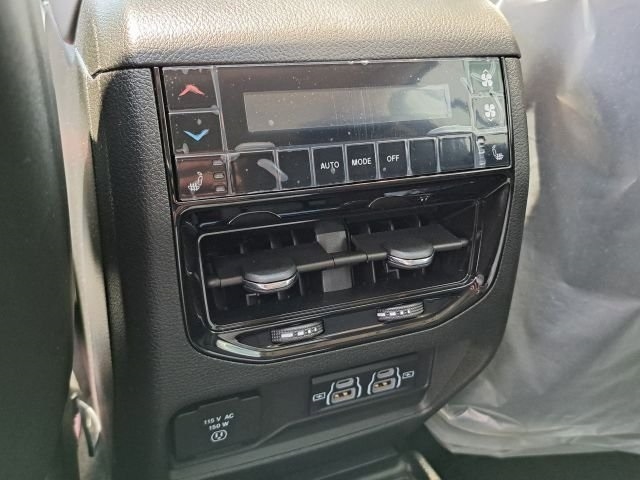 Jeep Grand Cherokee L Limited 2WD 2023 Jeep Grand Cherokee L Limited 2WD 2023