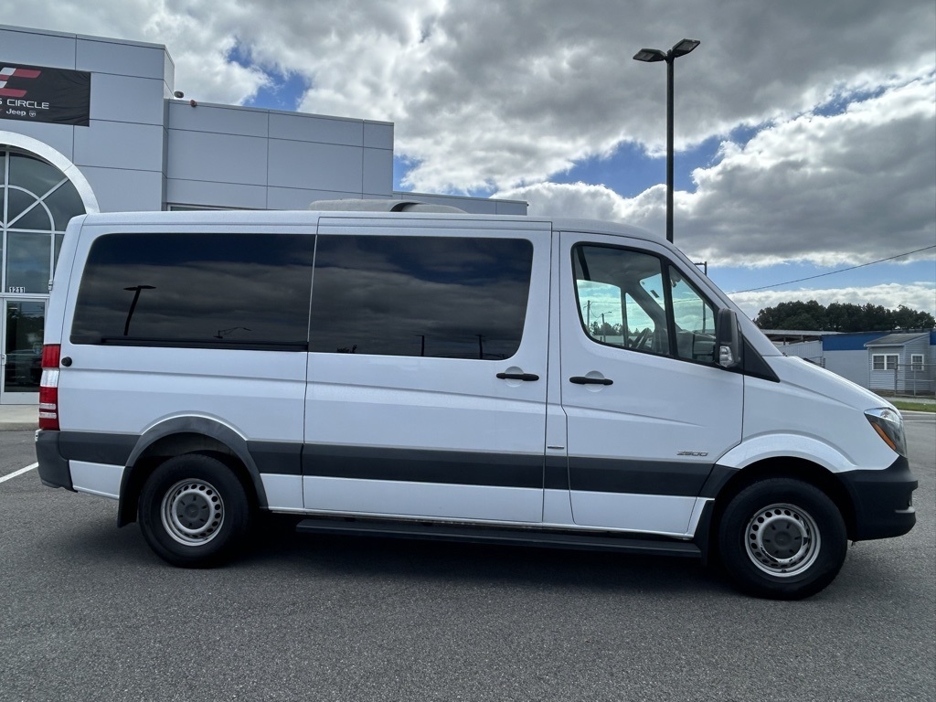 Mercedes-Benz Sprinter 2500 Passenger Van 144-in. WB 2016 Mercedes-Benz Sprinter 2500 Passenger Van 144-in. WB 2016