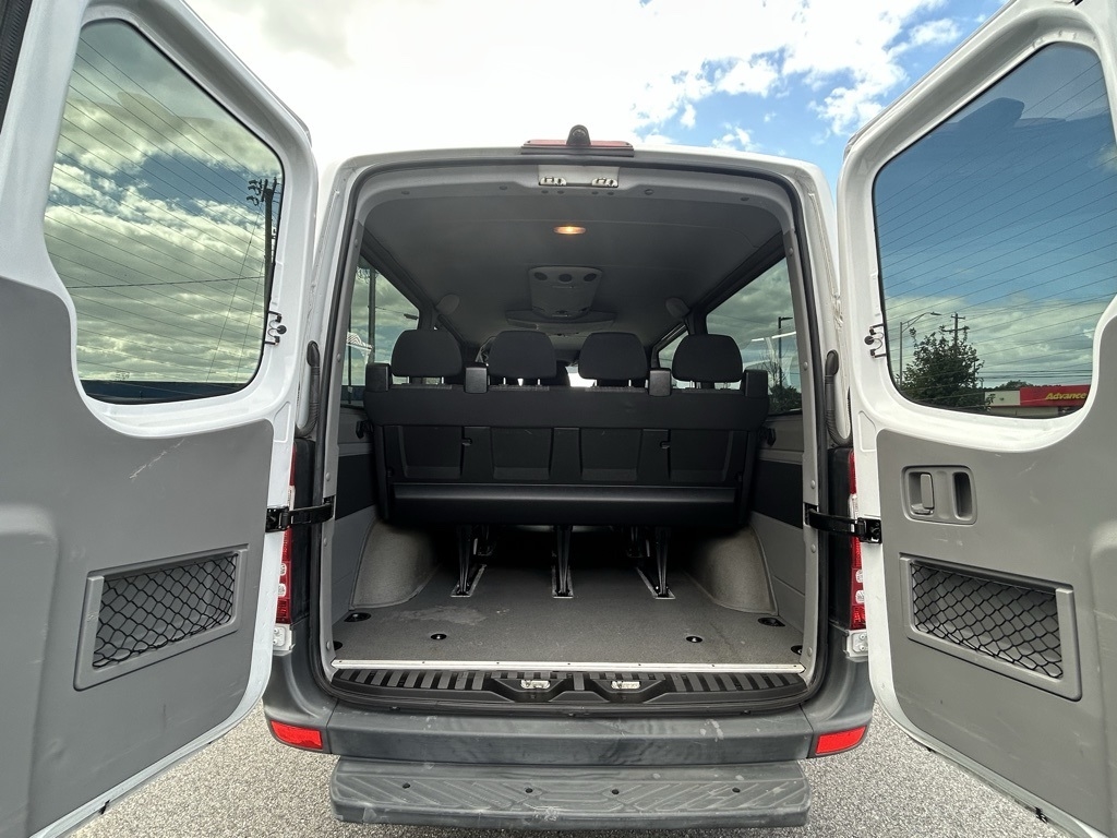 Mercedes-Benz Sprinter 2500 Passenger Van 144-in. WB 2016 Mercedes-Benz Sprinter 2500 Passenger Van 144-in. WB 2016